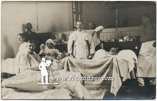 Srpski ranjenici u bolnici Sidi-Abdallah, Tunis, Afrika (autor Nepoznati Autor)