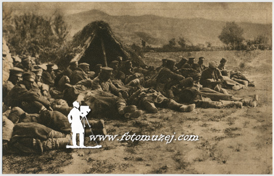 Prvi bugarski zarobljenici sa Kajmak-čalana osvojenog 17. sept. 1916. godine (autor Risto Šuković)