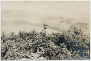 Major Vojinović na divizijskoj osmatračnici k.907, 1916.g.