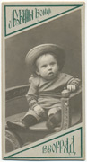 Dečak sa šeširom