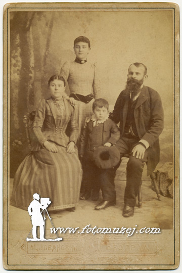 Porodica (autor Milan Jovanović)