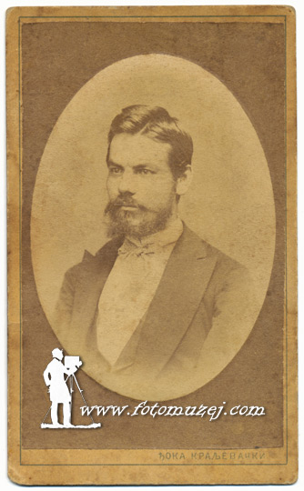 Muškarac sa brkovima i bradom (autor Đoka Kraljevački)