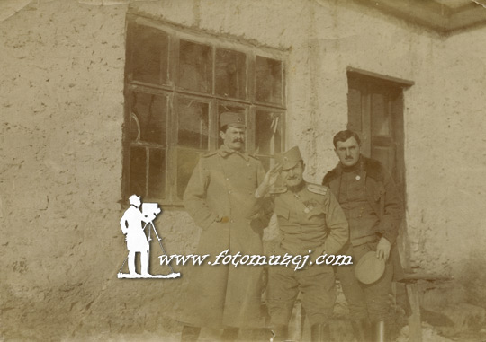 Srpski oficiri na Solunskom frontu 1917. godine (autor Nepoznati Autor)