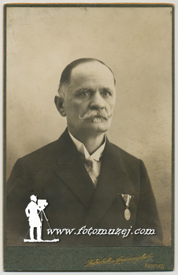 Abadžija Petar Marinković (autor Ivan Živković)